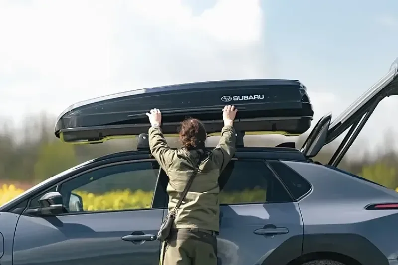 Kompaktiška „Subaru“ stogo bagažinė Black