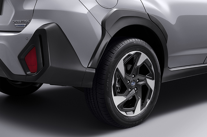 Stambus Subaru Crosstrek aliuminio ratlankio vaizdas.